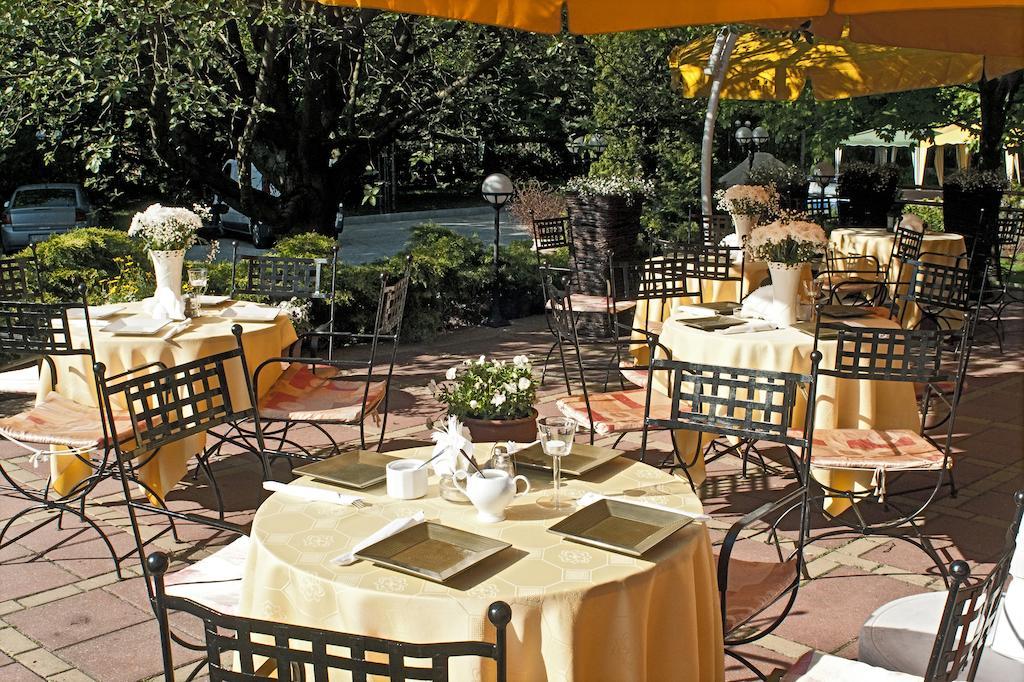 Agat Hotel Лодзь Экстерьер фото